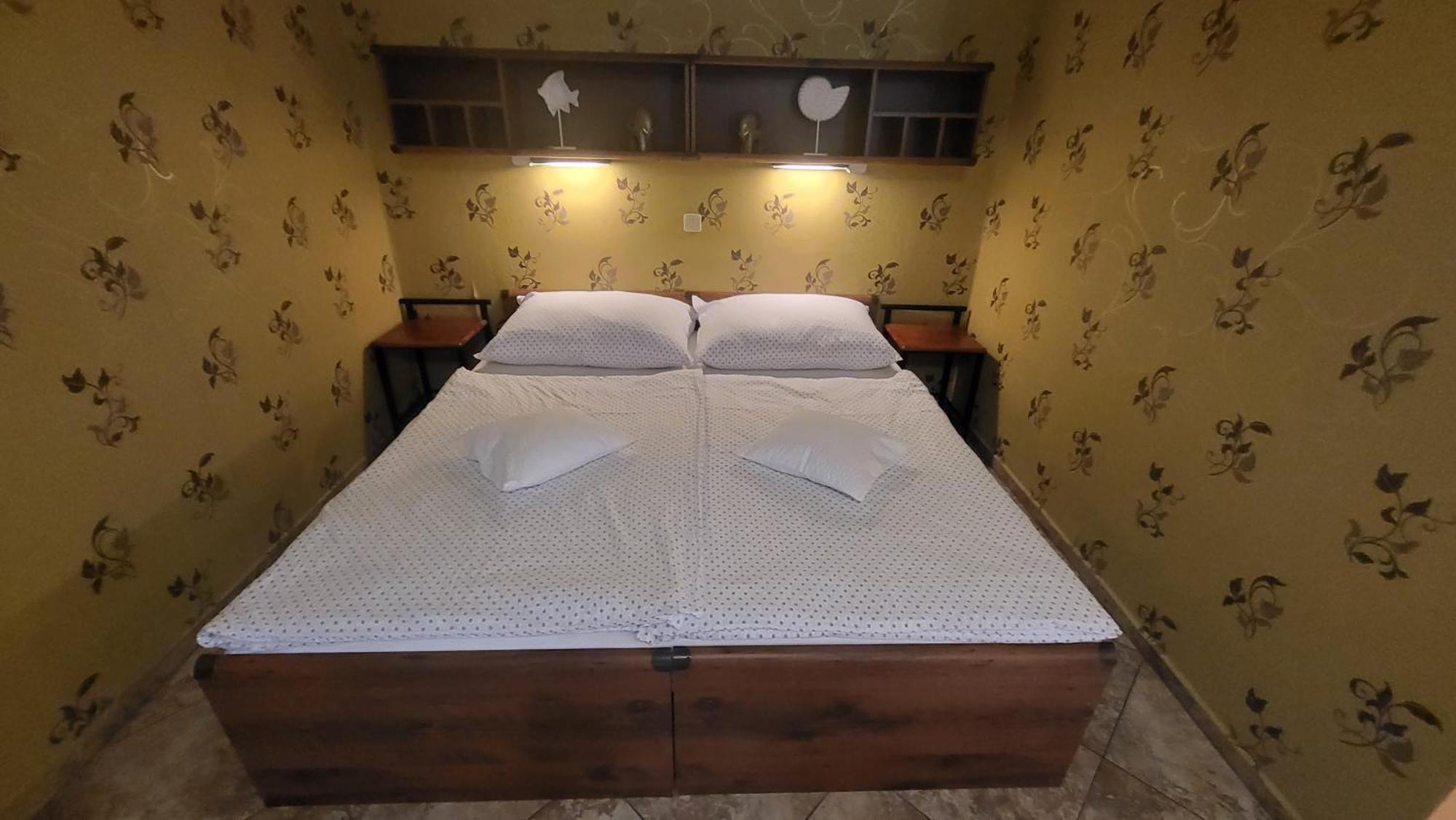 Selfness Roznava Aparthotel Екстериор снимка
